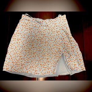 Cute mini skirt worn twice from Cotton candy LA in XS